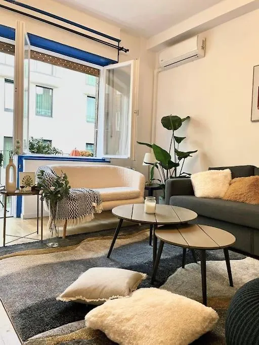 Deak Charming Apa With Balcony Apartamento Budapest