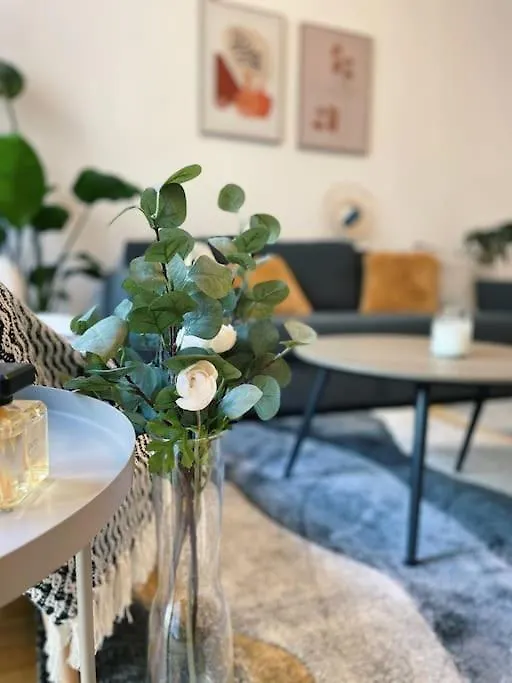 Deak Charming Apa With Balcony Apartment Budapest
