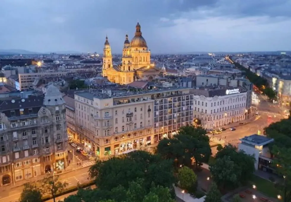 Deak Charming Apa With Balcony Apartment Budapest 0*,  Hungary